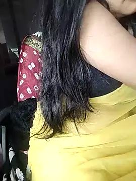 Snapshot of karishma chatting on January 2025 11:06:01 PM karishma online show from January 2025 11:06:01 PM