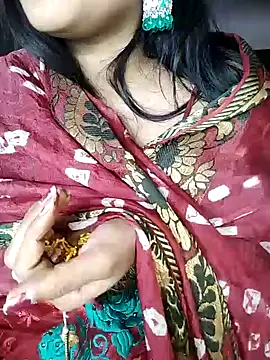 Snapshot of karishma chatting on January 2025 11:33:02 PM karishma online show from January 2025 11:33:02 PM