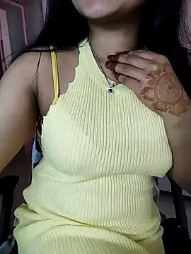 Snapshot of karishma chatting on January 2025 07:52:02 AM karishma online show from January 2025 07:52:02 AM