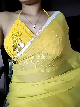 Snapshot of karishma chatting on January 2025 02:40:02 PM karishma online show from January 2025 02:40:02 PM