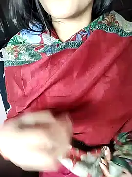 Snapshot of karishma chatting on January 2025 11:45:01 PM karishma online show from January 2025 11:45:01 PM
