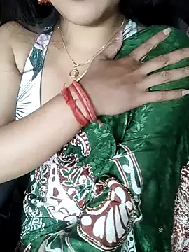 Snapshot of karishma chatting on February 2025 04:14:02 PM karishma online show from February 2025 04:14:02 PM