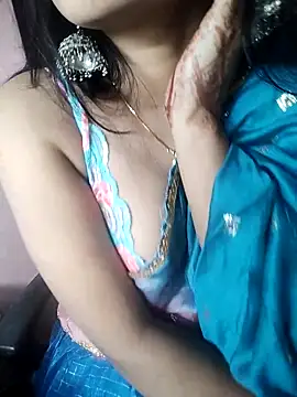 Snapshot of karishma chatting on February 2025 02:01:01 AM karishma online show from February 2025 02:01:01 AM