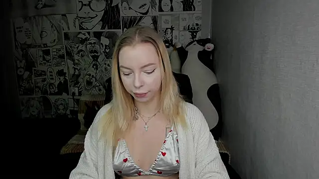 Martha Cameron online show from December 2024 08:42:01 PM