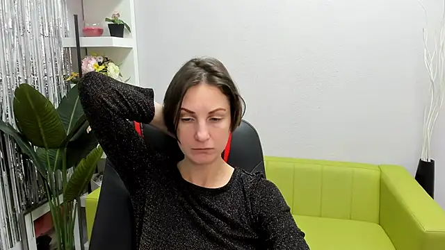 AuroraScript online show from January 2025 03:27:01 PM