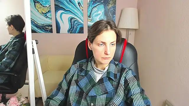 AuroraScript online show from February 2025 06:55:01 PM