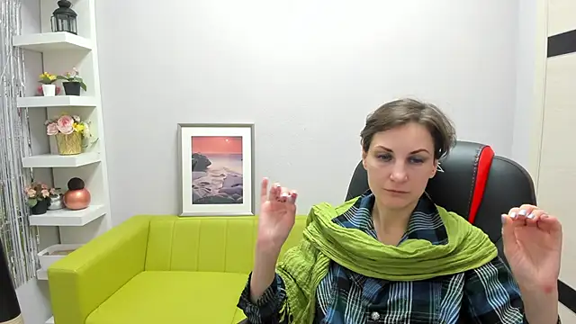 AuroraScript online show from February 2025 10:09:01 PM