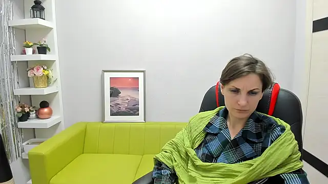 AuroraScript online show from February 2025 04:20:01 AM