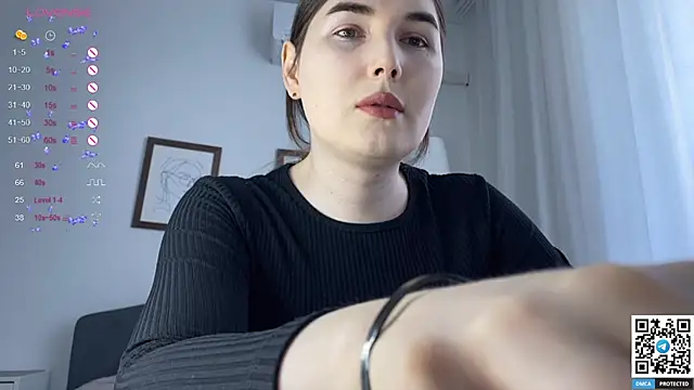 Maria Bowie online show from February 2025 07:55:02 AM