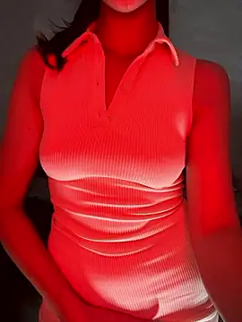 Miilania online show from December 2024 06:19:01 PM