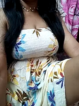 Snapshot of amala_ss chatting on December 2024 11:57:02 AM amala ss online show from December 2024 11:57:02 AM