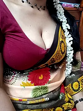 Snapshot of amala_ss chatting on January 2025 06:09:02 AM amala ss online show from January 2025 06:09:02 AM