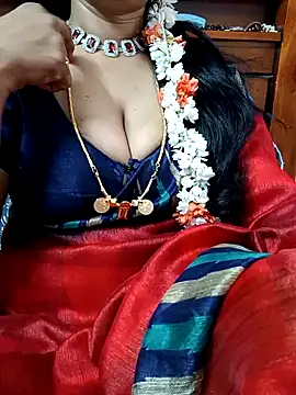 Snapshot of amala_ss chatting on February 2025 04:46:01 AM amala ss online show from February 2025 04:46:01 AM