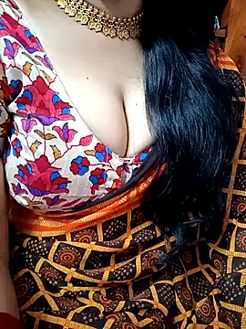 Snapshot of amala_ss chatting on February 2025 05:16:01 PM amala ss online show from February 2025 05:16:01 PM