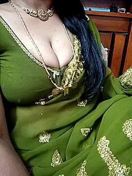 Snapshot of amala_ss chatting on February 2025 06:09:01 PM amala ss online show from February 2025 06:09:01 PM