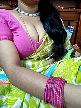 Snapshot of amala_ss chatting on March 2025 11:00:02 AM amala ss online show from March 2025 11:00:02 AM