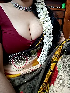 Snapshot of amala_ss chatting on March 2025 10:38:01 AM amala ss online show from March 2025 10:38:01 AM