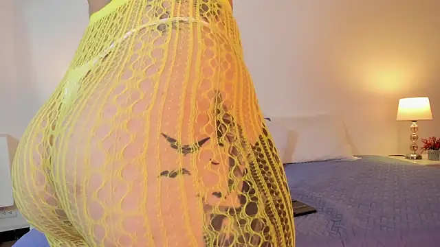 EstefaniaVelez  online show from March 2025 06:32:01 PM