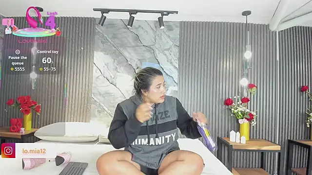 julietha taylor online show from April 2026 02:50:02 AM