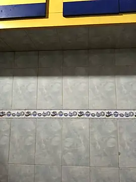 isacalejandroo online show from February 2025 02:31:01 AM