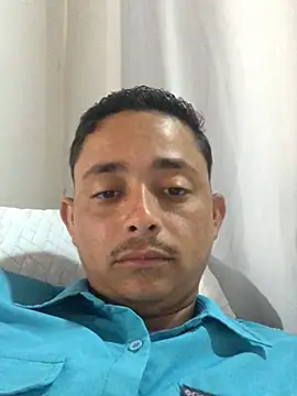 isacalejandroo online show from February 2025 01:30:01 PM