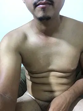 isacalejandroo online show from February 2026 05:17:02 AM