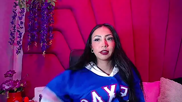 nathalia pink online show from November 2025 01:55:02 PM