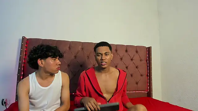 boys yourparty online show from January 2026 01:11:01 AM