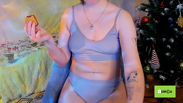 Snapshot of Funny_bunnyy chatting on January 2025 03:23:02 AM Funny bunnyy online show from January 2025 03:23:02 AM