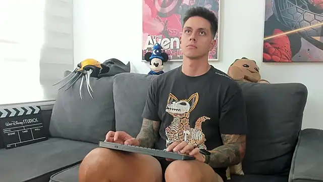 JeanBroc online show from December 2025 07:54:02 PM