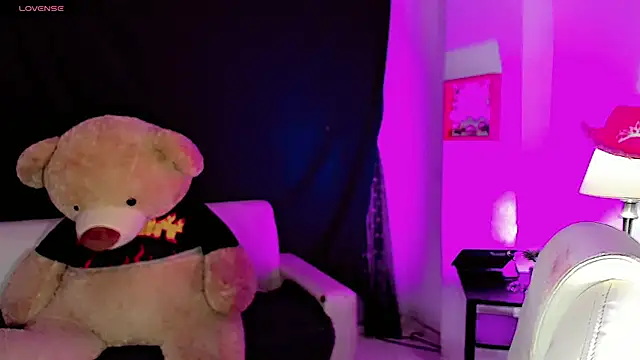 Snapshot of dollswit01 chatting on March 2025 03:57:02 AM dollswit01 online show from March 2025 03:57:02 AM