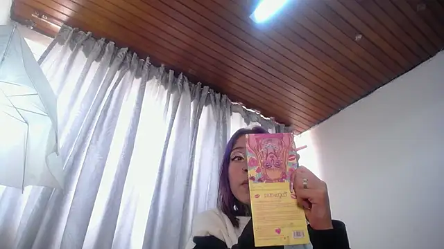 Snapshot of Scarllett_BDSM chatting on May 2026 04:26:02 PM Scarllett BDSM online show from May 2026 04:26:02 PM