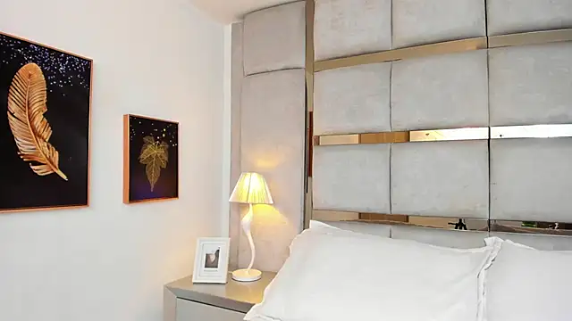 AmbarJensen online show from January 2026 12:40:02 PM