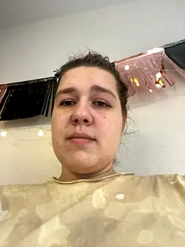 Snapshot of SuzieMurray chatting on October 2025 10:17:02 AM SuzieMurray online show from October 2025 10:17:02 AM