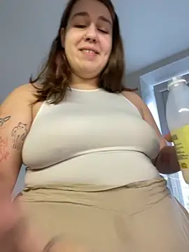 Snapshot of SuzieMurray chatting on November 2025 09:09:01 AM SuzieMurray online show from November 2025 09:09:01 AM