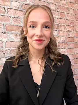 CaseyStar online show from October 2025 12:57:02 PM