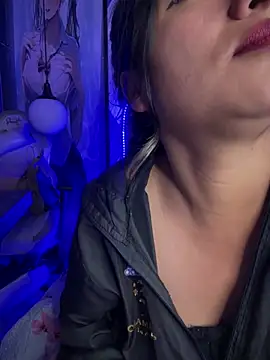 Snapshot of Im_Little chatting on December 2024 03:49:01 AM Im Little online show from December 2024 03:49:01 AM