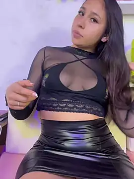 Snapshot of -Stephany- chatting on January 2025 01:11:01 AM -Stephany- online show from January 2025 01:11:01 AM