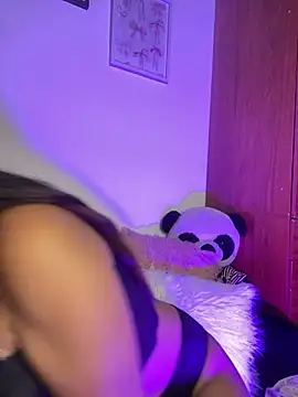 Snapshot of -Stephany- chatting on March 2025 07:55:02 AM -Stephany- online show from March 2025 07:55:02 AM