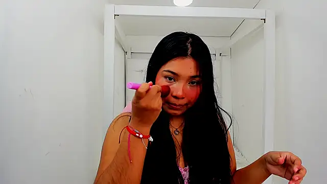 lauren sofia19 online show from February 2025 06:31:02 PM