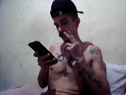 gatobranco001 online show from March 2025 08:12:01 PM