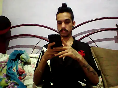 gatobranco001 online show from March 2025 09:34:02 AM