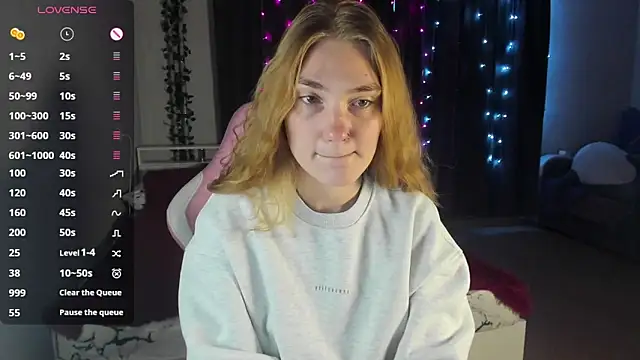 ReddHotPipper online show from March 2025 01:01:02 AM