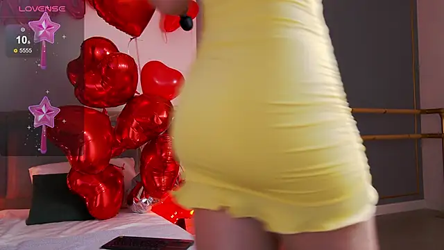 Smiley Mia online show from February 2025 05:37:01 AM