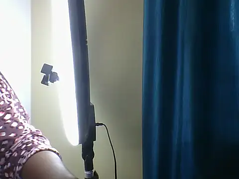 Snapshot of Sexy_Sonu_Bebu chatting on June 2026 05:34:01 AM Sexy Sonu Bebu online show from June 2026 05:34:01 AM