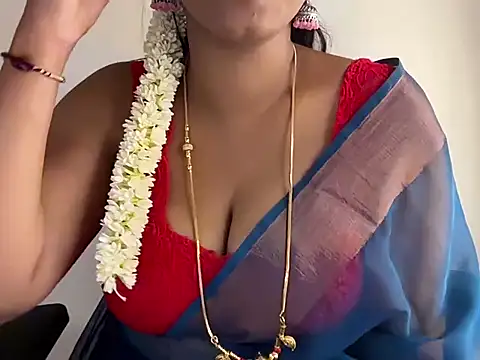 Snapshot of Sexy_Sonu_Bebu chatting on July 2026 05:23:02 PM Sexy Sonu Bebu online show from July 2026 05:23:02 PM