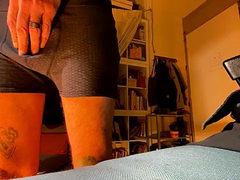 Snapshot of otikatseikaip3r chatting on October 2025 02:32:01 AM otikatseikaip3r online show from October 2025 02:32:01 AM