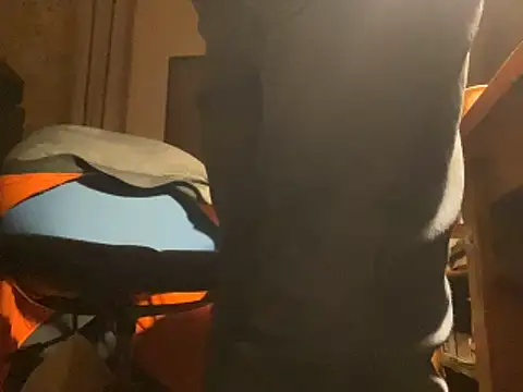 Snapshot of otikatseikaip3r chatting on November 2025 11:35:01 PM otikatseikaip3r online show from November 2025 11:35:01 PM