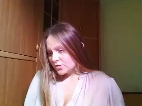 Snapshot of Evasapples chatting on January 2025 06:13:02 PM Evasapples online show from January 2025 06:13:02 PM