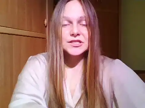 Snapshot of Evasapples chatting on January 2025 09:14:02 PM Evasapples online show from January 2025 09:14:02 PM